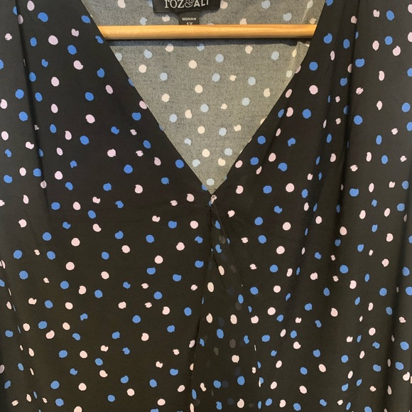 Polka dot blouse - Picture 2 of 3